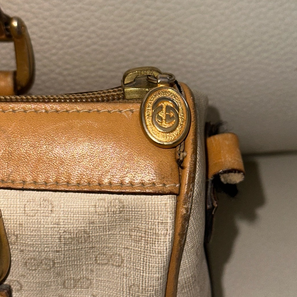 Gucci Tan and Cream Handbag - Picture 3 of 12